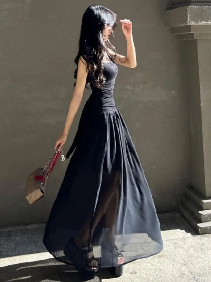 American Style Summer Dress - Tulle Spaghetti Strap Square Neckline, Cinched Waist and Pleated Flared Skirt, Casual Solid Color Machine Washable
