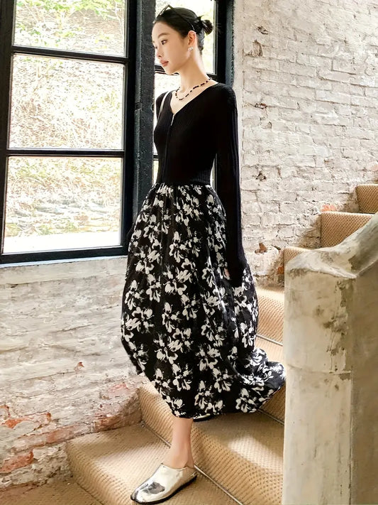 Elegant Floral Midi Dress - V-Neck, Long Sleeve, Pleated Design with Black and White Floral Pattern